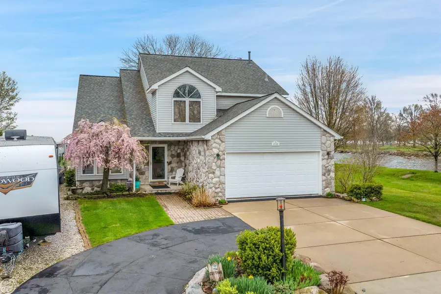 37330 Lakeshore, Harrison Township, MI 48045 - #2
