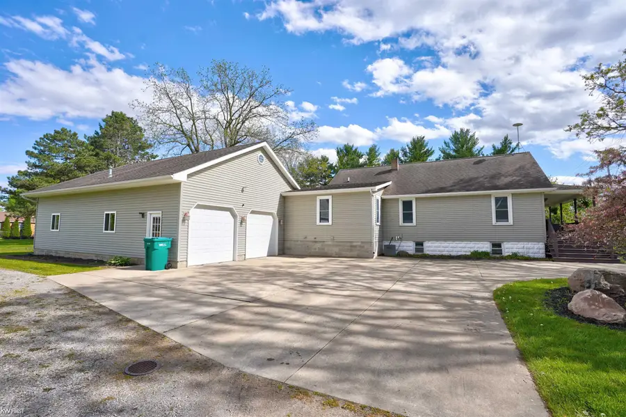 1220 N Chipman, Owosso, MI 48867 - #3