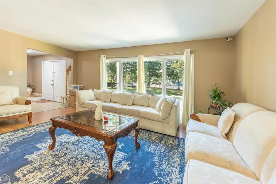 41466 Dequindre, Sterling Heights, MI 48314 - #3