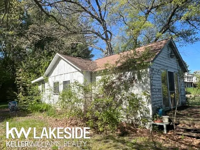1576 Bayview St, Lake Orion, MI 48362 - #2