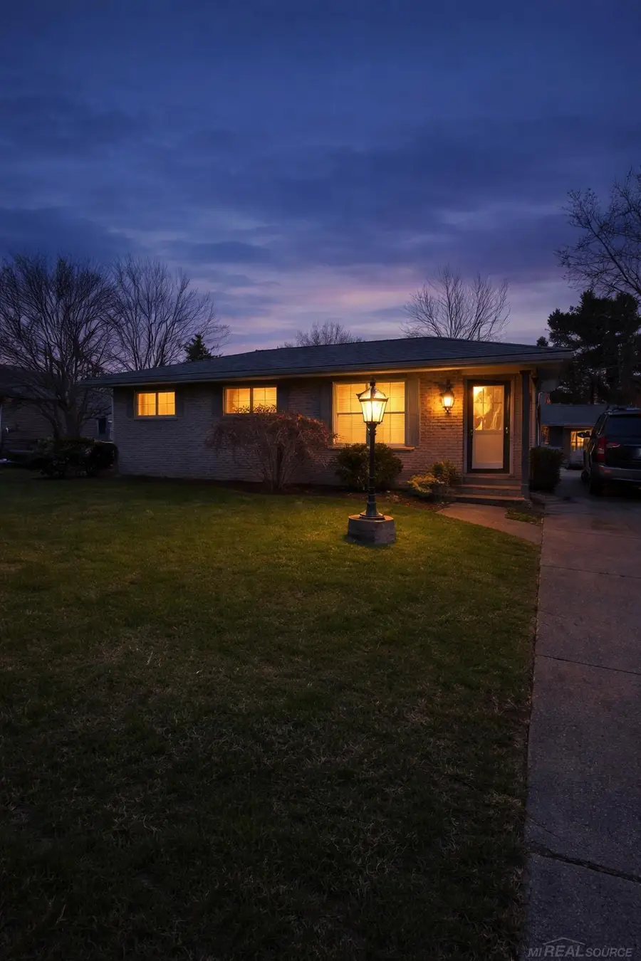 20525 Shores, Saint Clair Shores, MI 48080 - #2
