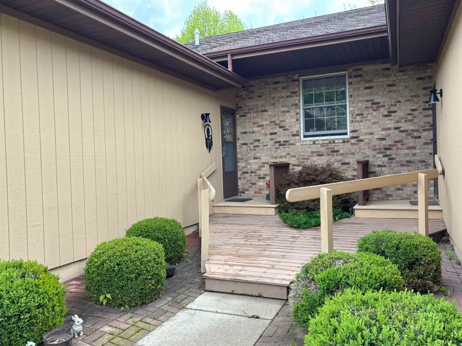 589 Churchgrove, Frankenmuth, MI 48734 - #2