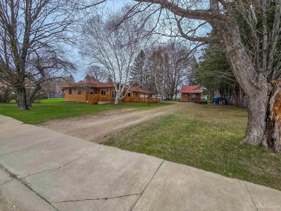 N1060 Trenary, Trenary, MI 49891 - #2