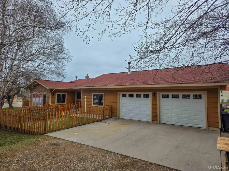 N1060 Trenary, Trenary, MI 49891 - #3