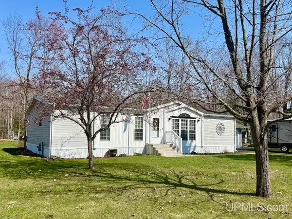 2600 South Hill Lot 16, Gladstone, MI 49837