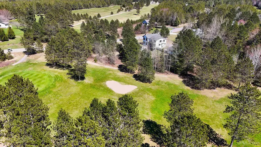 152 Brewer, Marquette, MI 49855 - #2