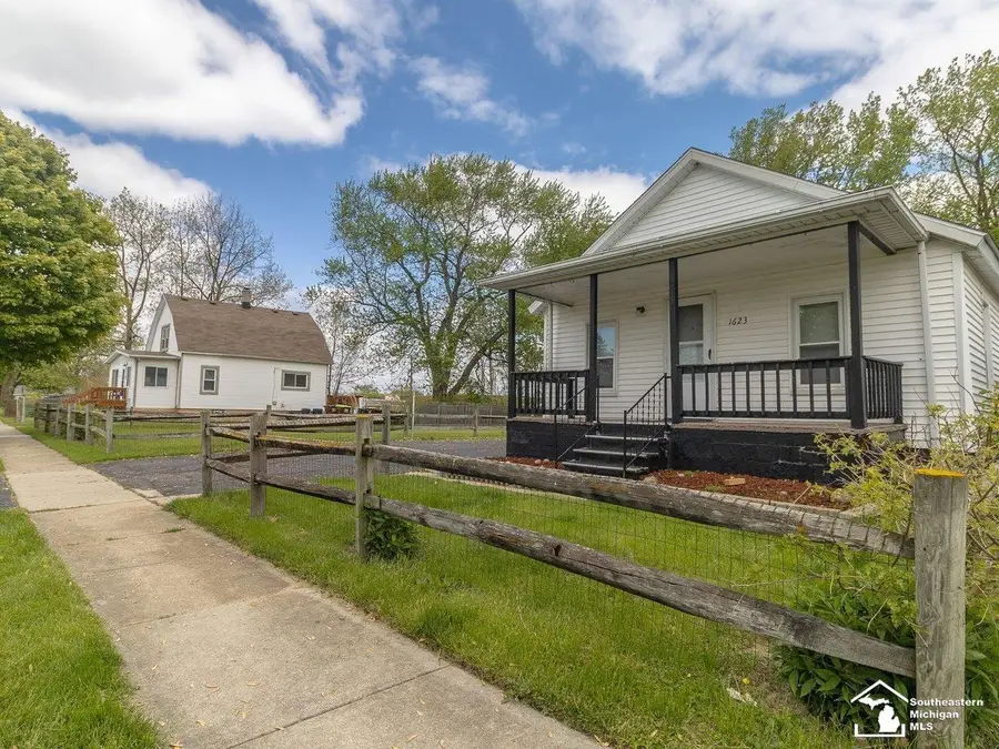 1623 Oak, Monroe, MI 48161 - #2