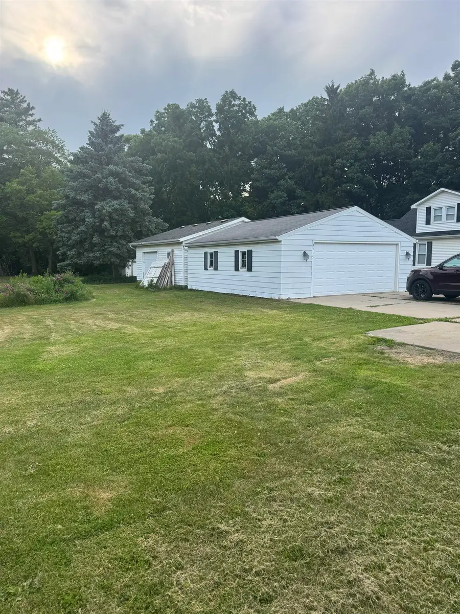 3715 N M-52, Owosso, MI 48867 - #3