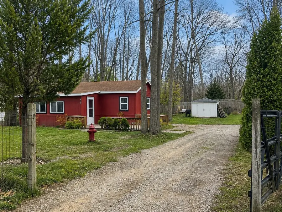 615 Green, Harrison, MI 48625 - #2