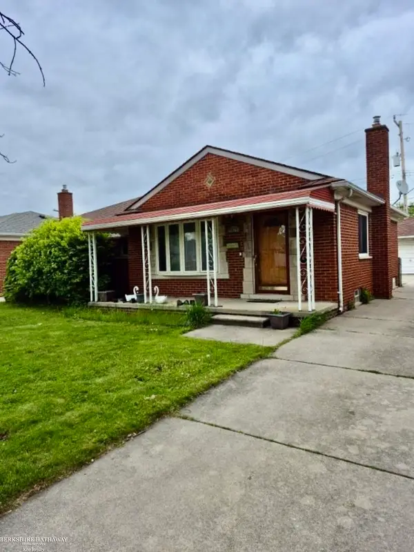 24524 Raven, Eastpointe, MI 48021
