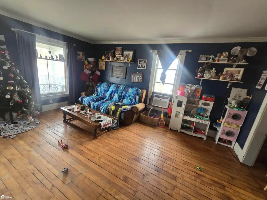 258 E State, Montrose, MI 48457 - #3