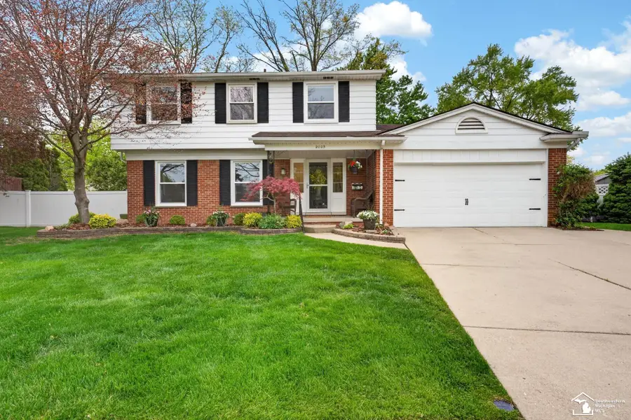 2105 Vernon, Trenton, MI 48183 - #3