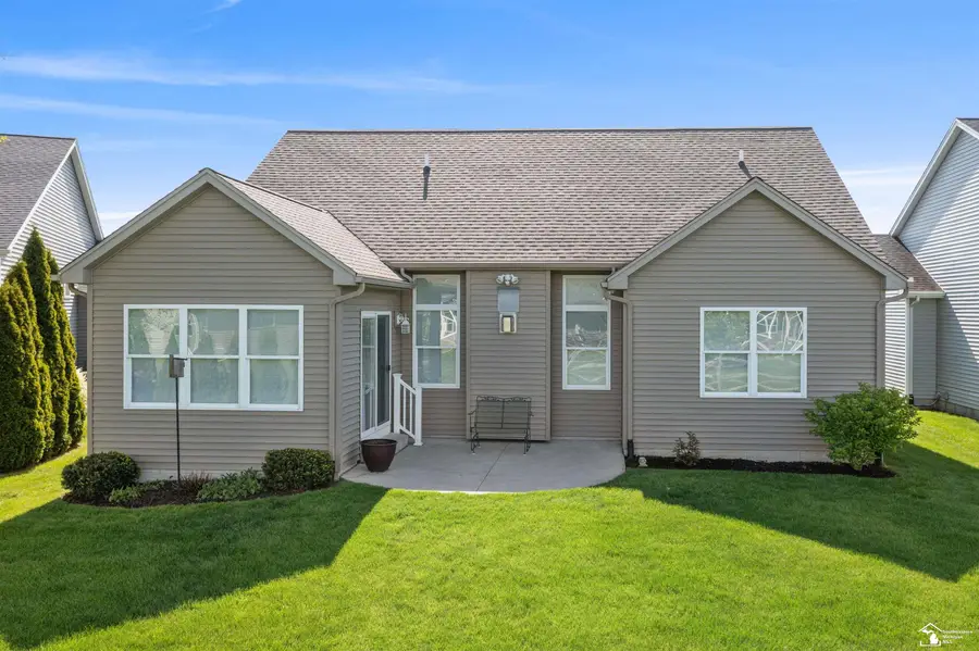 6763 W Summer Breeze, Lambertville, MI 48144 - #2