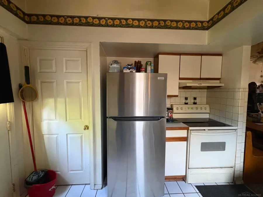 1926 Oakland, Kalamazoo, MI 49008 - #3