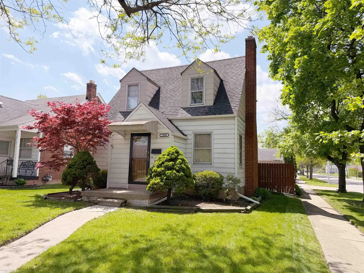 19904 Washtenaw, Harper Woods, MI 48225 - #1
