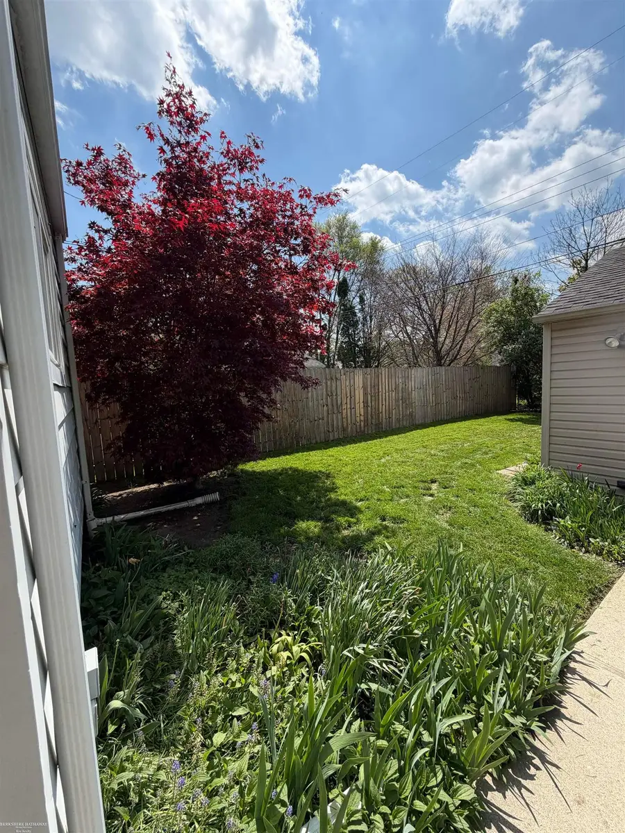 19904 Washtenaw, Harper Woods, MI 48225 - #3