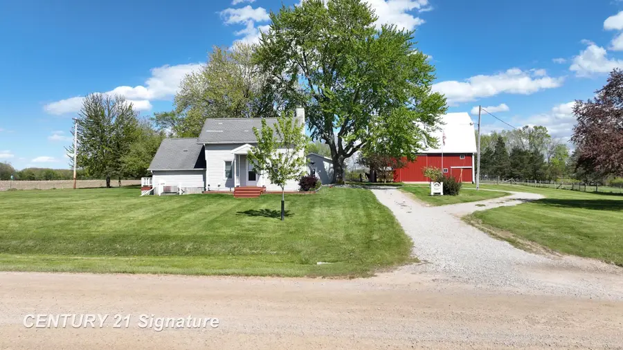 7897 S Grove, Dewitt, MI 48820 - #2
