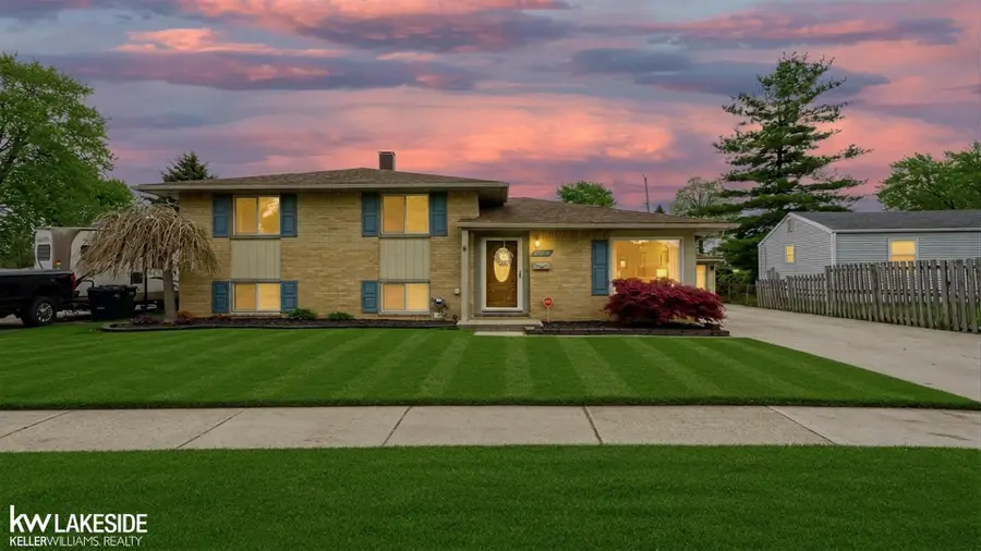 43430 Gainsley, Sterling Heights, MI 48313 - #3