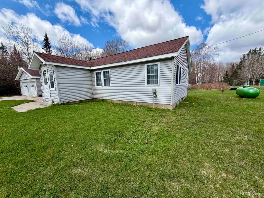 1694 W Quarry, Gulliver, MI 49840 - #2
