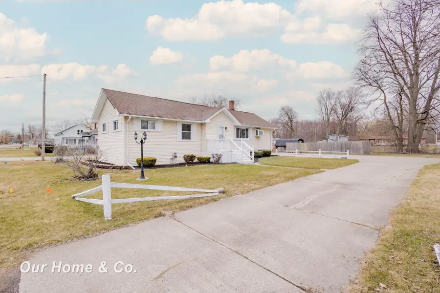 708 Sherman, Saginaw, MI 48604 - #2