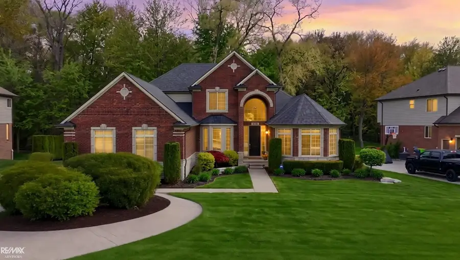 34389 Dante, New Baltimore, MI 48047 - #2