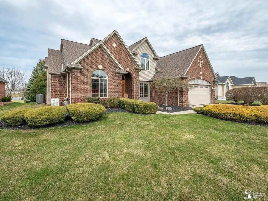1033 Saint James Park, Monroe, MI 48161 - #3