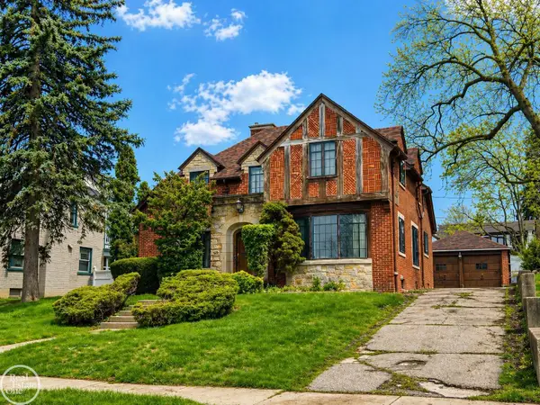 120 Ottawa, Pontiac, MI 48341