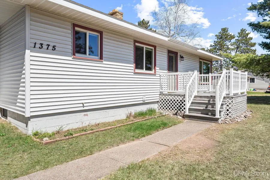 1375 E M28, Marquette, MI 49855 - #2