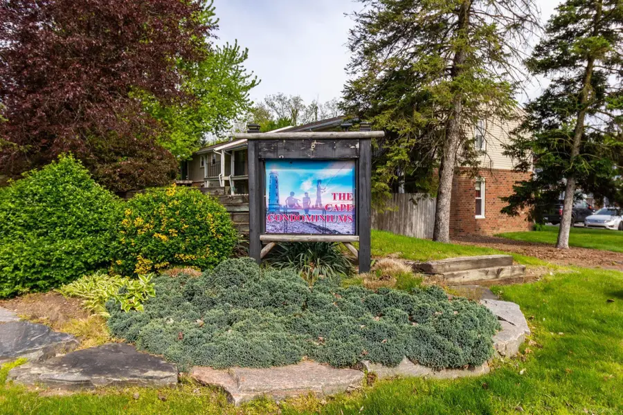 13281 Lake Pointe, Van Buren Township, MI 48111 - #3