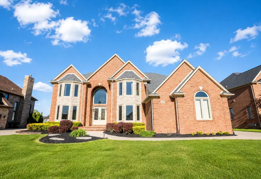 43358 Chester Drive, Sterling Heights, MI 48314 - #3