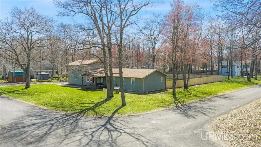 308 Ketcham, Gladstone, MI 49837 - #3
