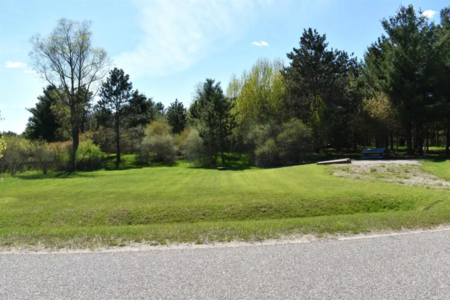 5473 Eastchester, Gladwin, MI 48624 - #2