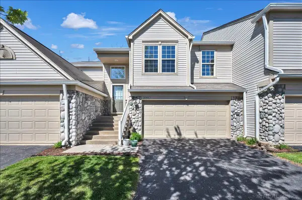 26782 Kirkway #48, Woodhaven, MI 48183