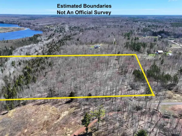 TBD Ridgecrest Dr, Dollar Bay, MI 49922