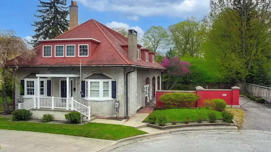 105 Parkwood, Bay City, MI 48708 - #2