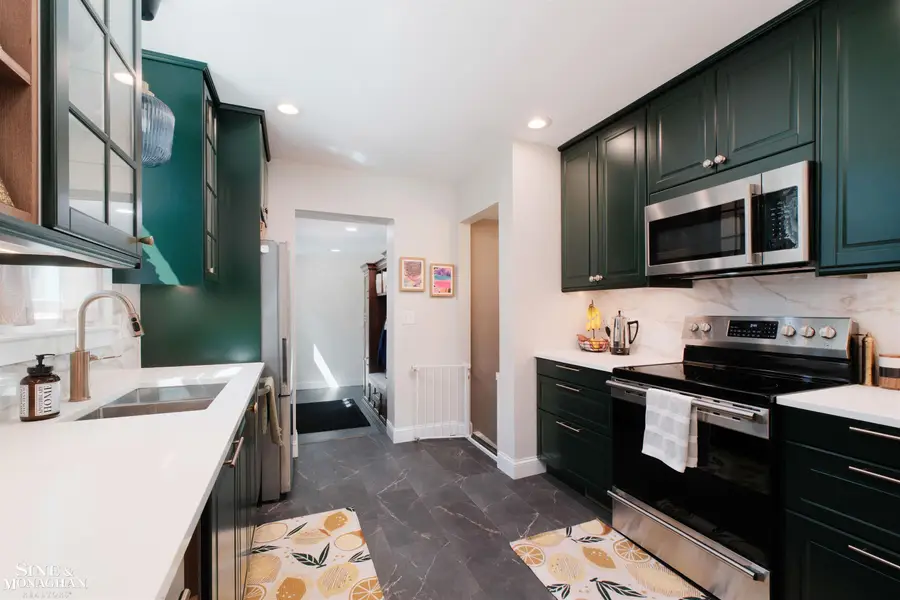 1412 Brys, Grosse Pointe Woods, MI 48236 - #3