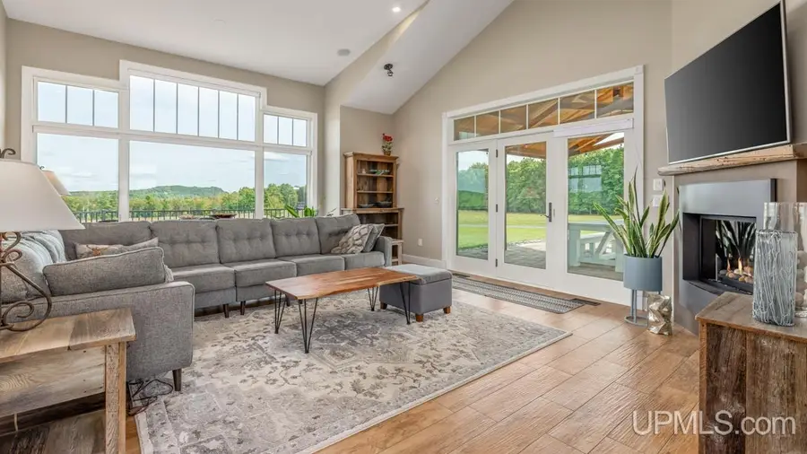 W6720 Maplewood, Iron Mountain, MI 49801 - #3