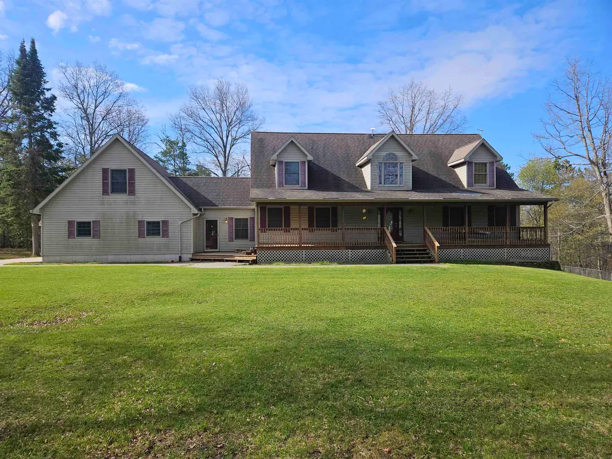 335 Pine, Harrison, MI 48625 - #1
