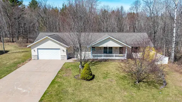 1924 Sherwood, Houghton, MI 49931