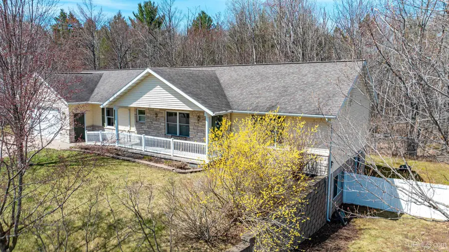 1924 Sherwood, Houghton, MI 49931 - #2