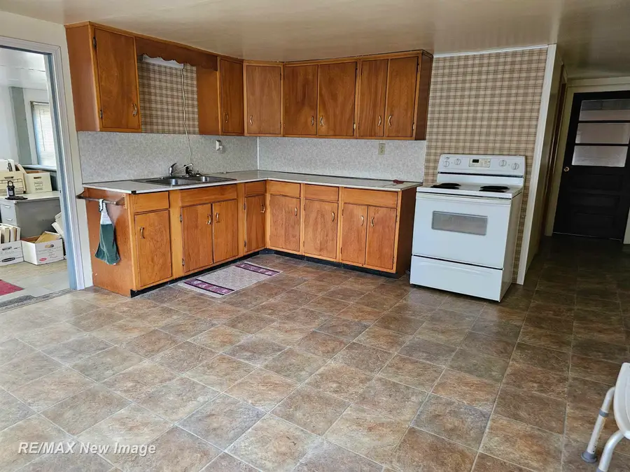 14307 N Lewis, Clio, MI 48420 - #3