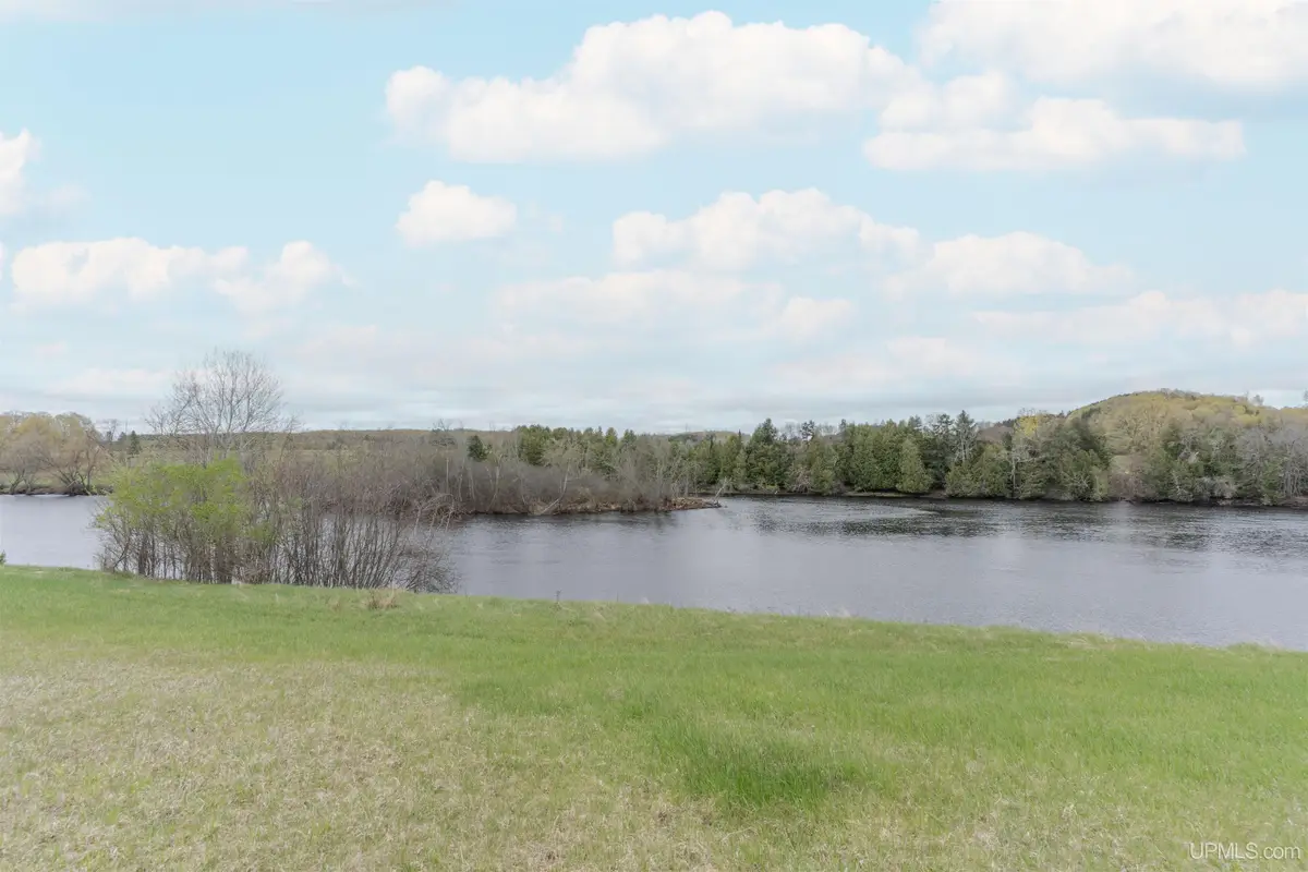 268 River Pointe, Kingsford, MI 49802 - #1