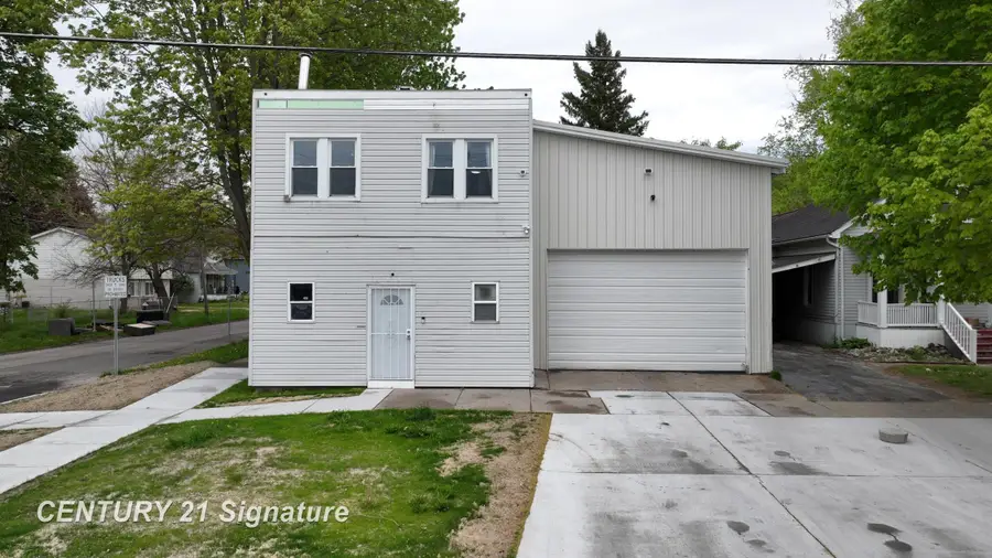 1300 S Wheeler, Saginaw, MI 48602 - #2