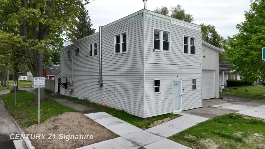 1300 S Wheeler, Saginaw, MI 48602 - #3