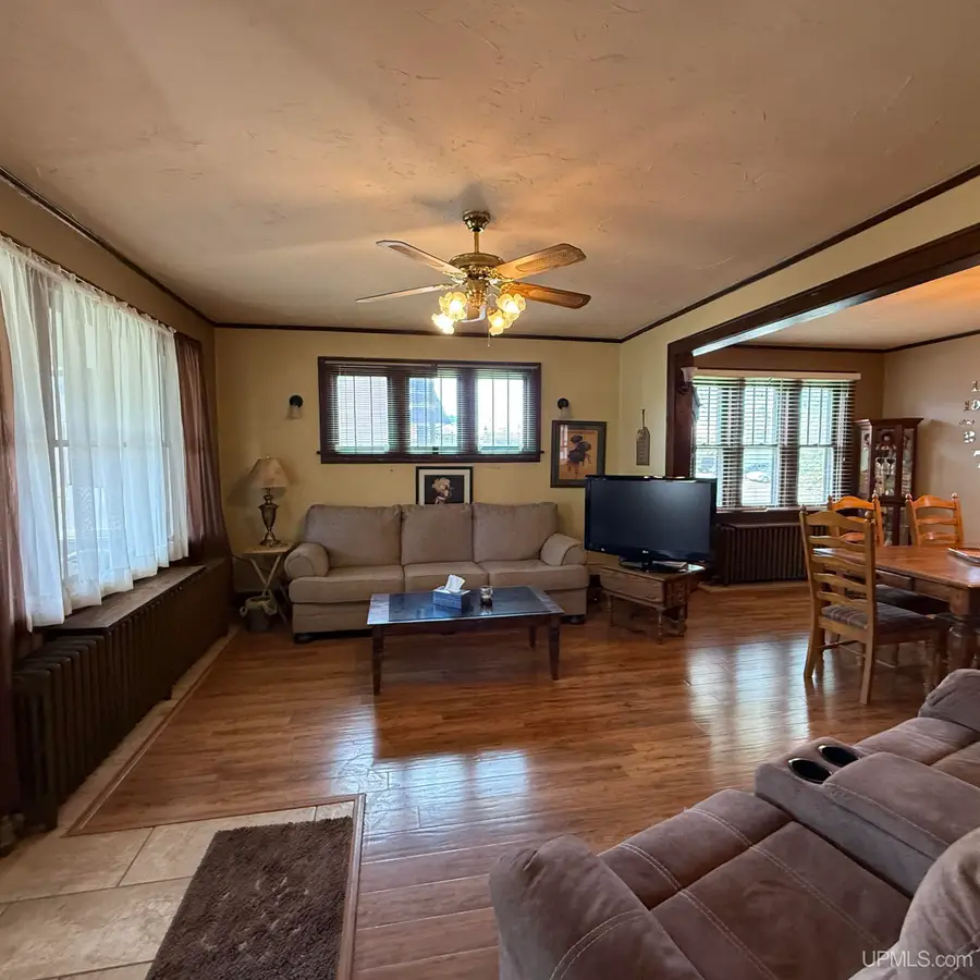 106 Iron, Hurley, WI 54534 - #2