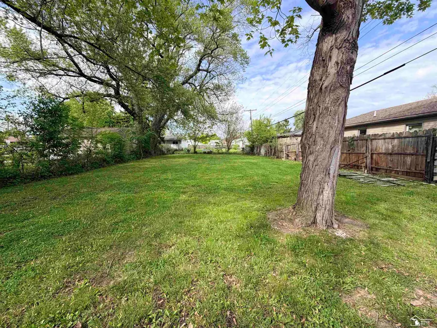 2042 Cloverdale, Monroe, MI 48161 - #2