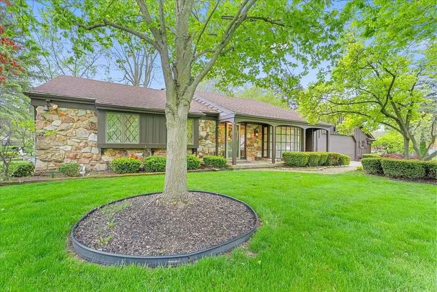 2338 Meadowdown, Owosso, MI 48867 - #3