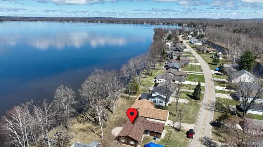 2077 Long Point, Houghton Lake, MI 48629 - #2