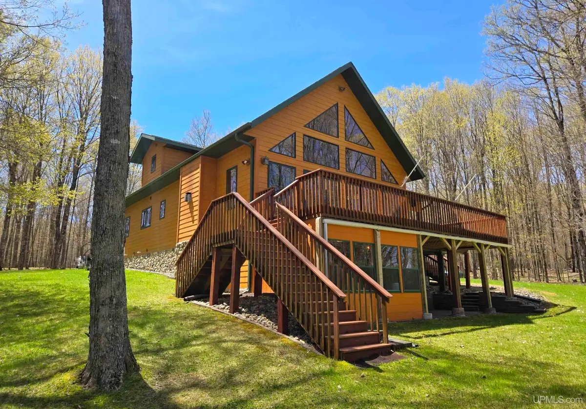 236 Wildwood, Iron River, MI 49935 - #1