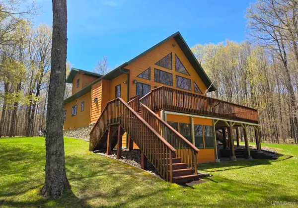 236 Wildwood, Iron River, MI 49935